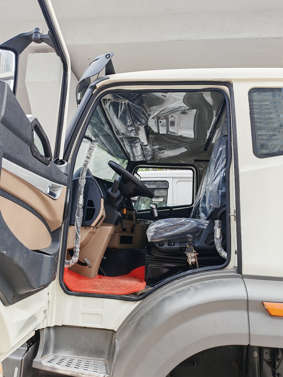 豪沃 NX dump truck 2021 371p-自动-柴油 thumbnail 5