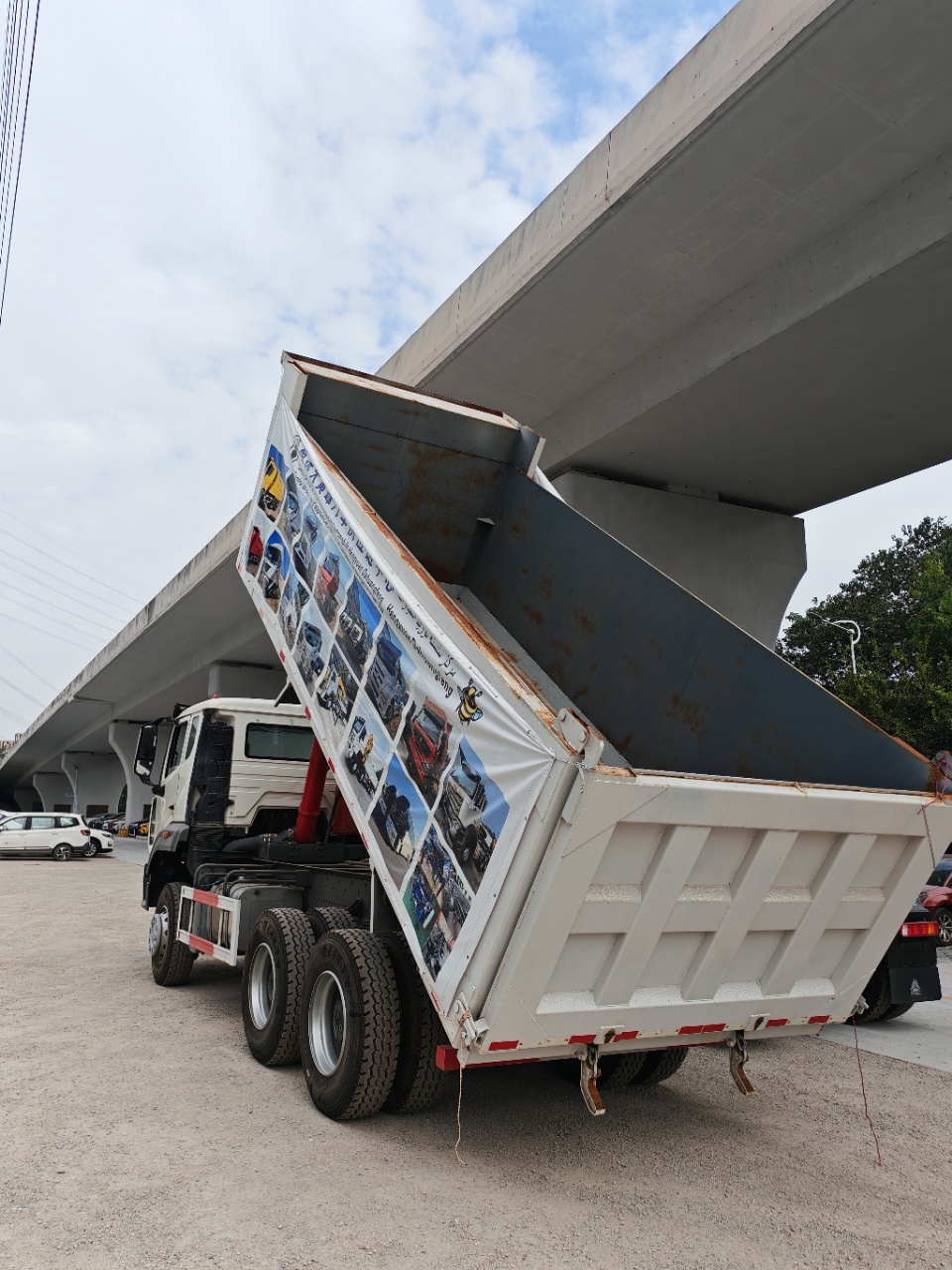 豪沃 NX dump truck 2021 371p-自动-柴油 thumbnail 8