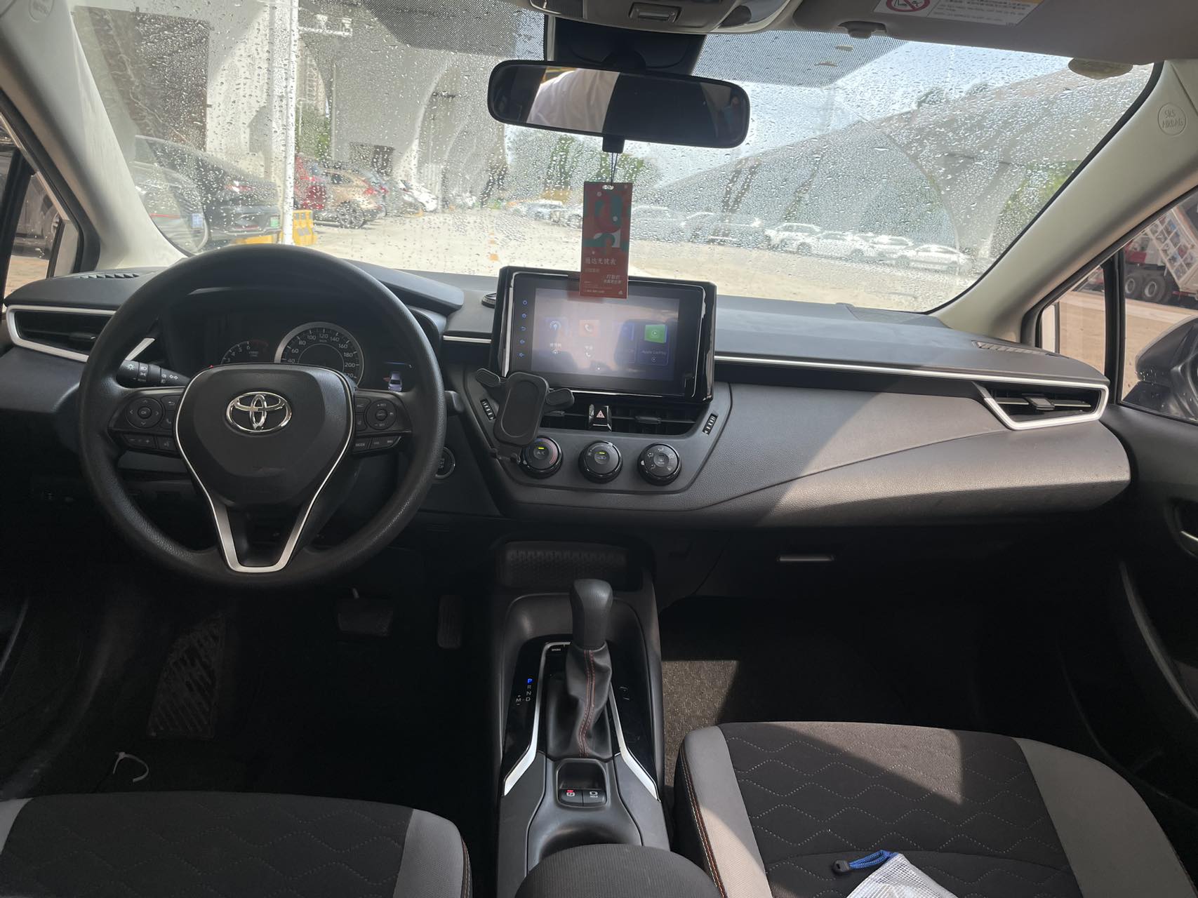 丰田 Corolla 1.2T 2023 1.2T-自动-汽油 thumbnail 6
