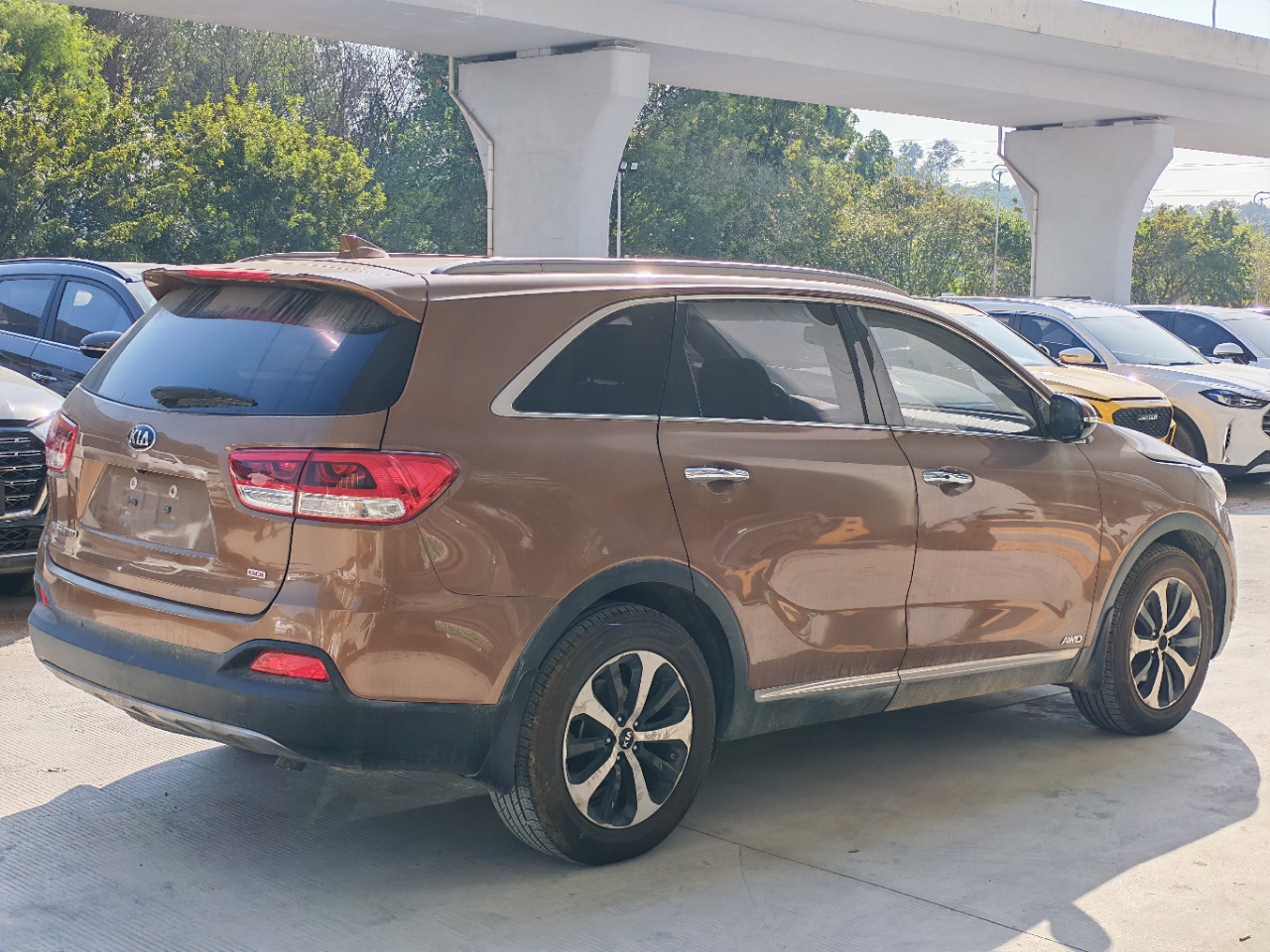 起亚 Sorento 2015 2.4 L-自动-汽油 thumbnail 7