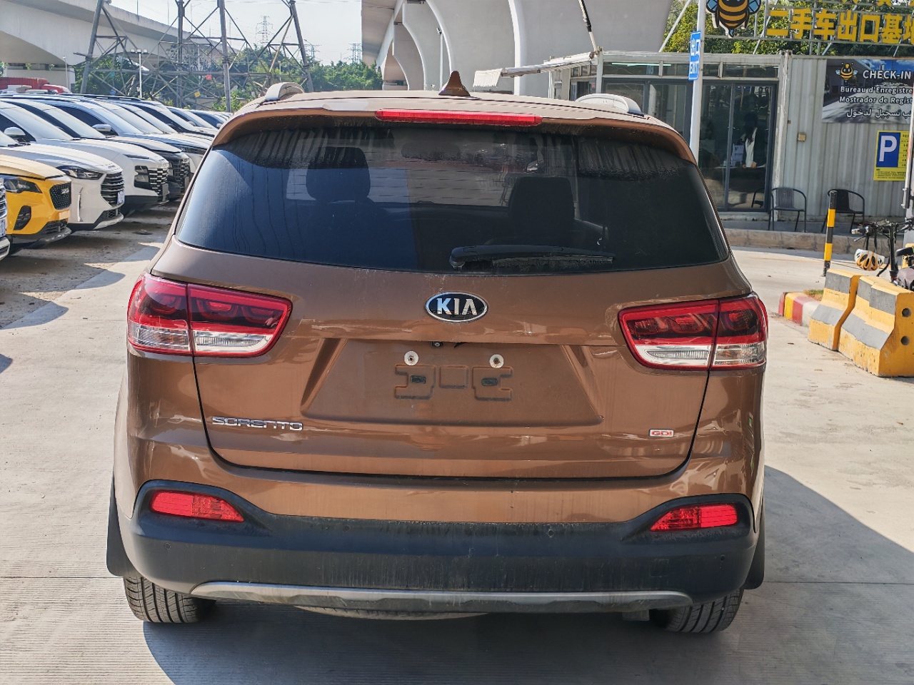 起亚 Sorento 2015 2.4 L-自动-汽油 thumbnail 8