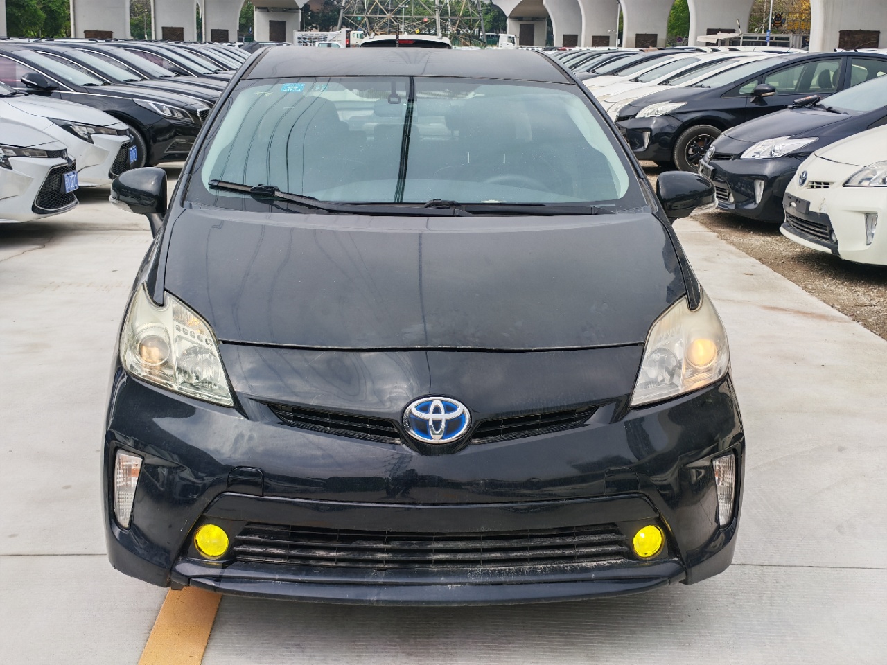 丰田 Prius 2014 1.8 L-自动-油电混合 thumbnail 2