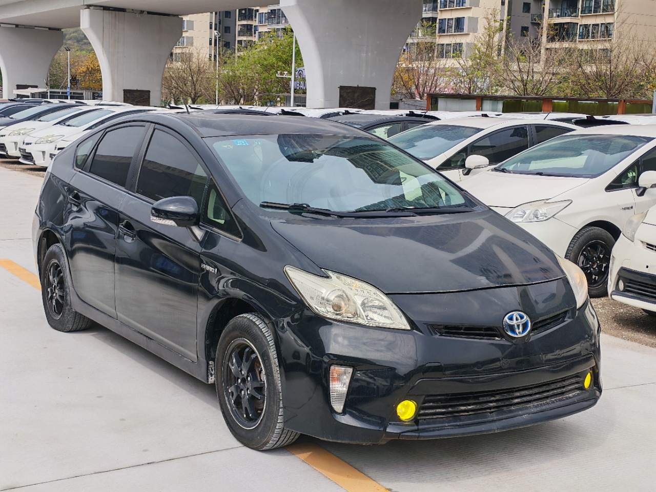 丰田 Prius 2014 1.8 L-自动-油电混合 thumbnail 4
