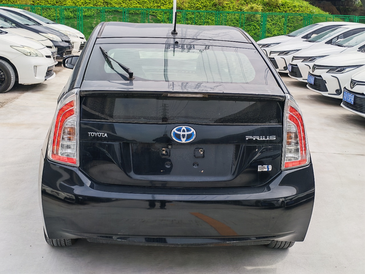 丰田 Prius 2014 1.8 L-自动-油电混合 thumbnail 9