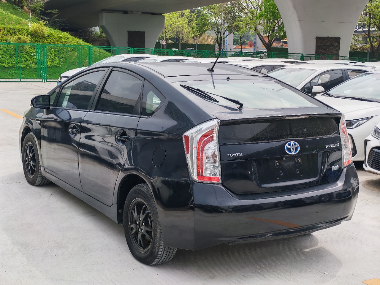 丰田 Prius 2014 1.8 L-自动-油电混合 thumbnail 10