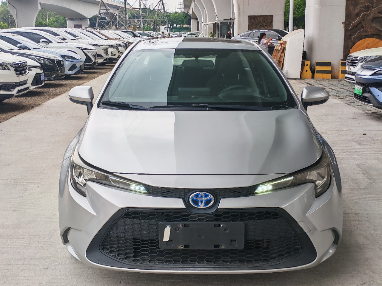 丰田 Levin Hybrid 2020 1.8L-自动-油电混合 thumbnail 2