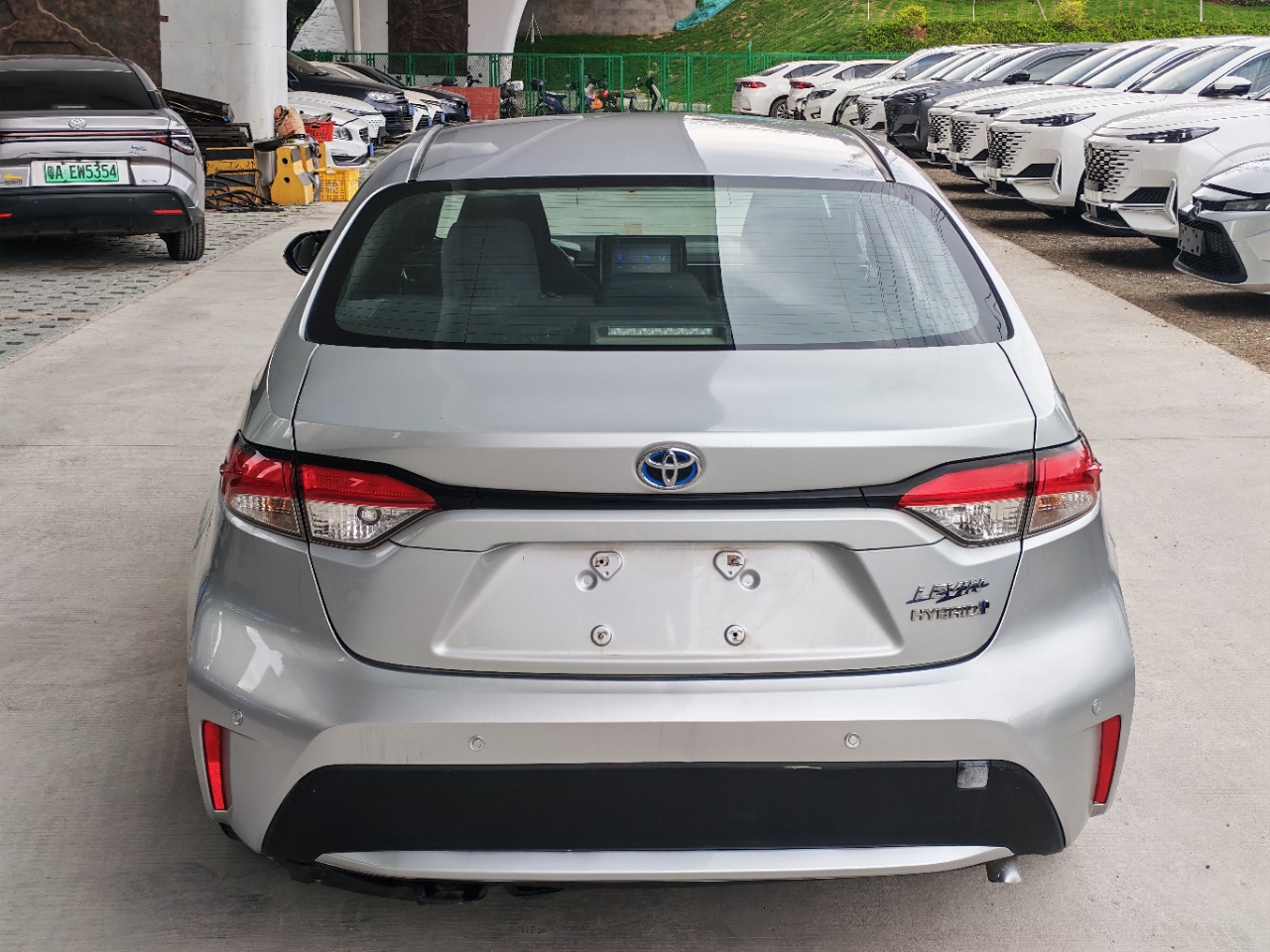 丰田 Levin Hybrid 2020 1.8L-自动-油电混合 thumbnail 9