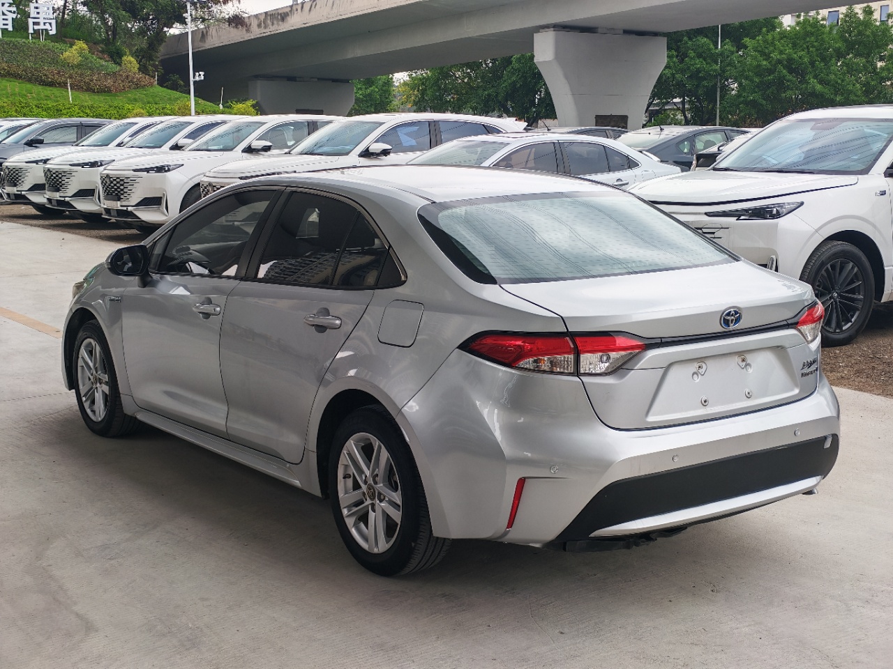 丰田 Levin Hybrid 2020 1.8L-自动-油电混合 thumbnail 10