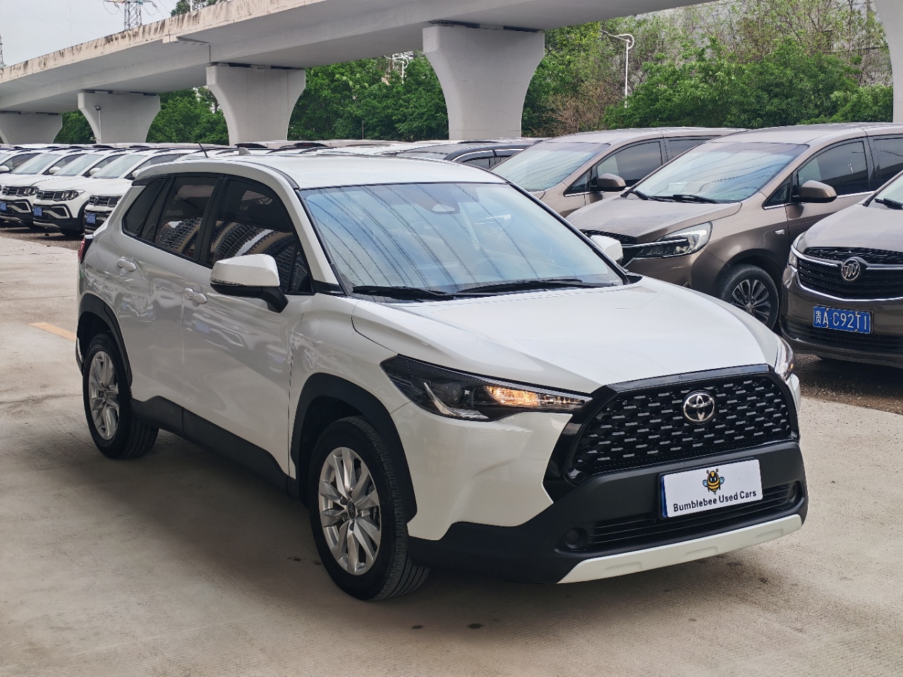丰田 Corolla Cross 2023 2.0L-自动-汽油 thumbnail 4