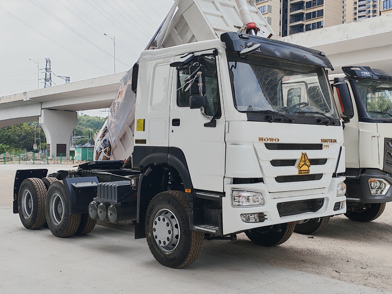 豪沃 HOWO 7 TRUCK 2021 371p-手动-柴油 thumbnail 3