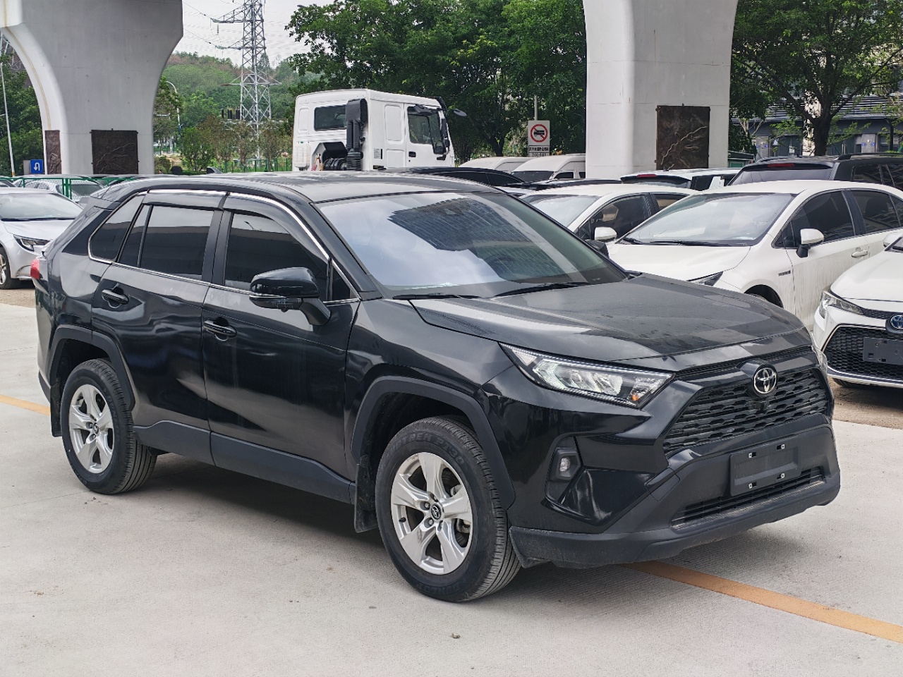丰田 RAV4 2024 2.0L-自动-汽油 thumbnail 3
