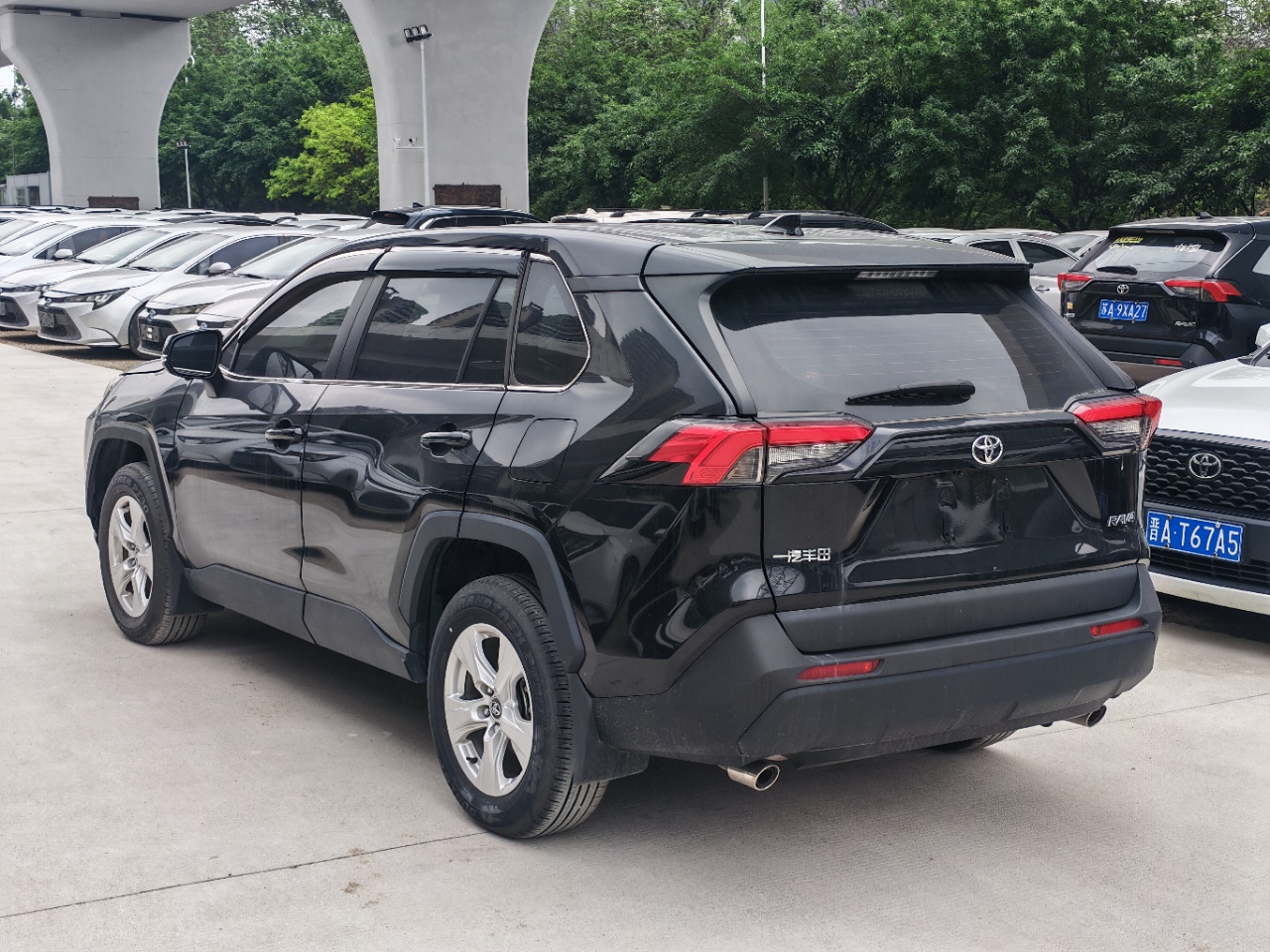 丰田 RAV4 2024 2.0L-自动-汽油 thumbnail 9