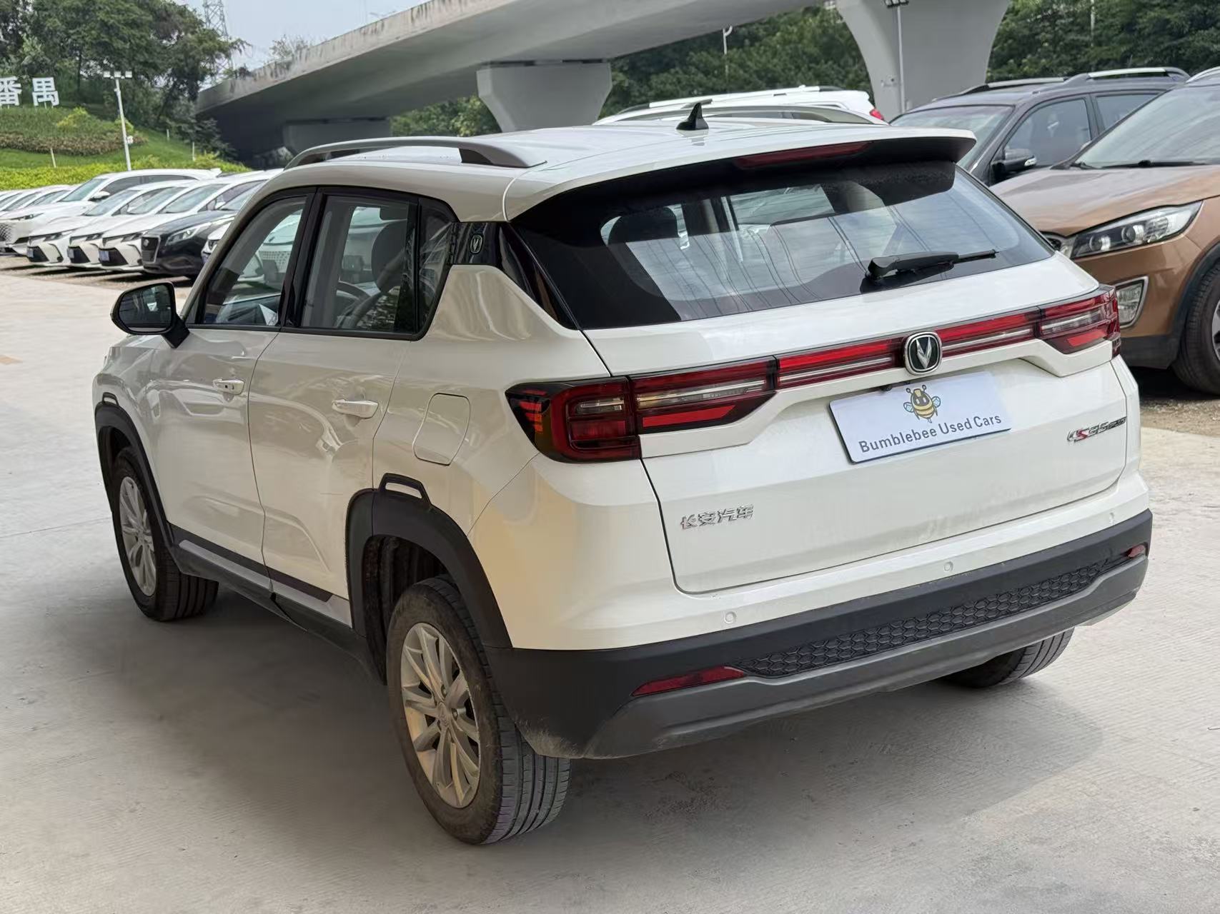 长安 CS35 Plus 2021 1.5T-自动-汽油 thumbnail 7