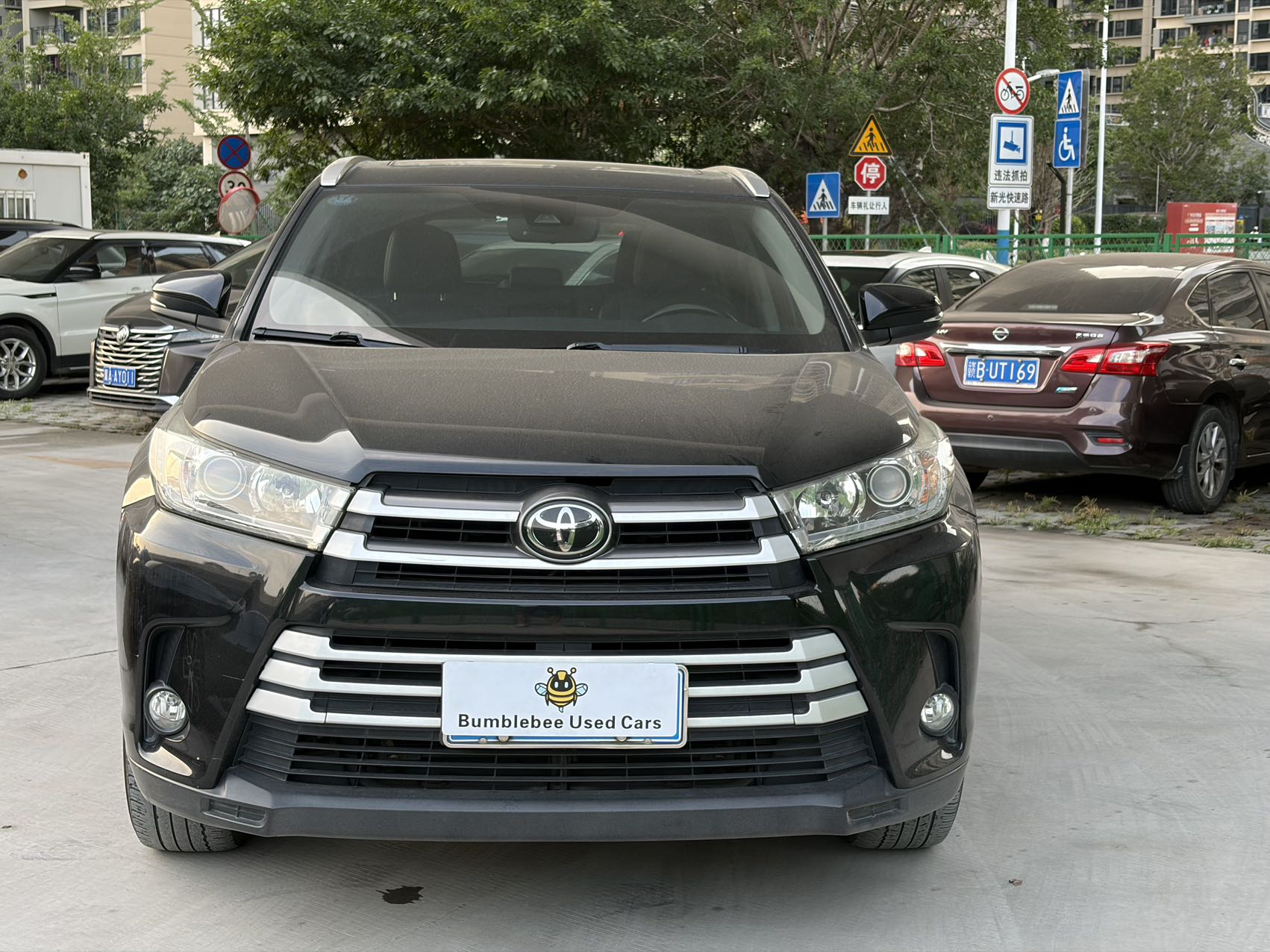 丰田 Highlander 2019 2.0L-自动-汽油 thumbnail 2