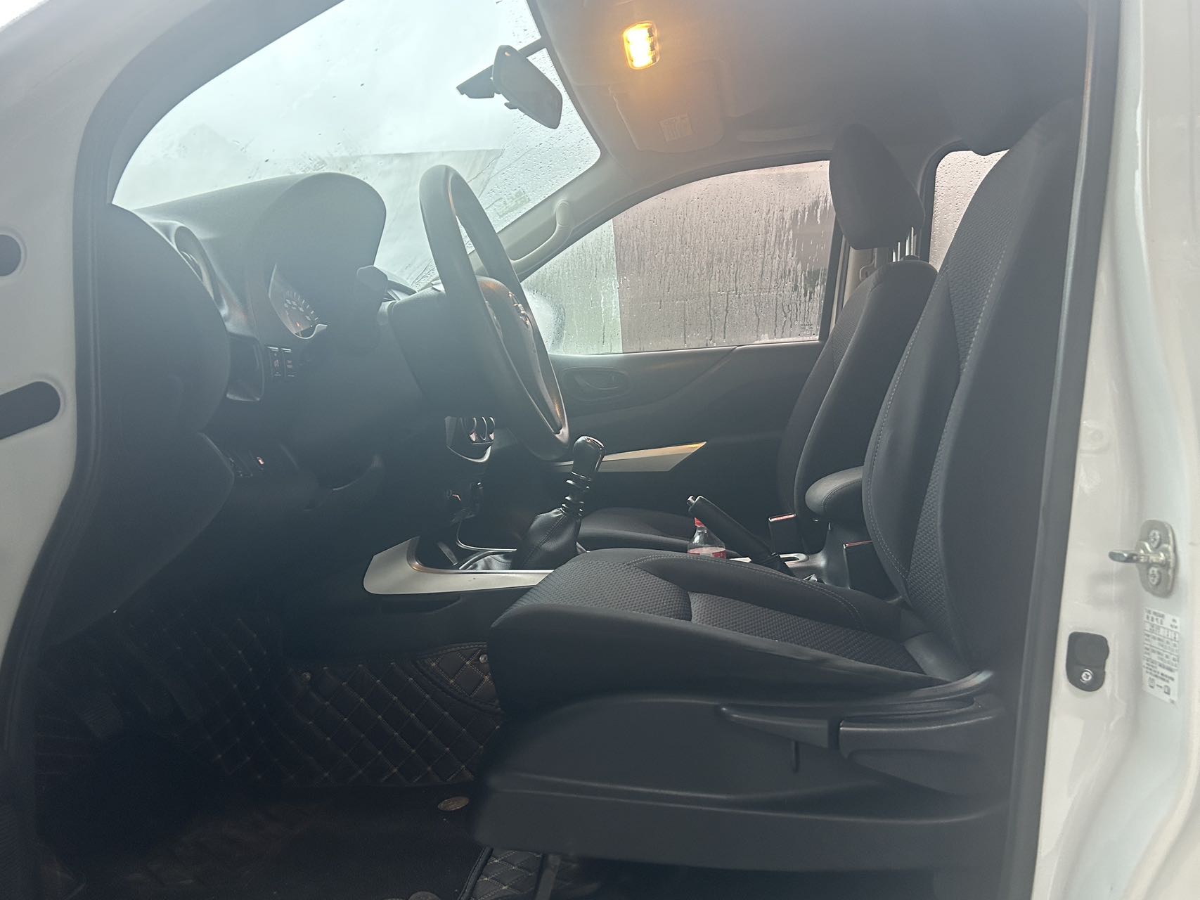 日产 NAVARA 2021 2.5L-手动-汽油 thumbnail 8
