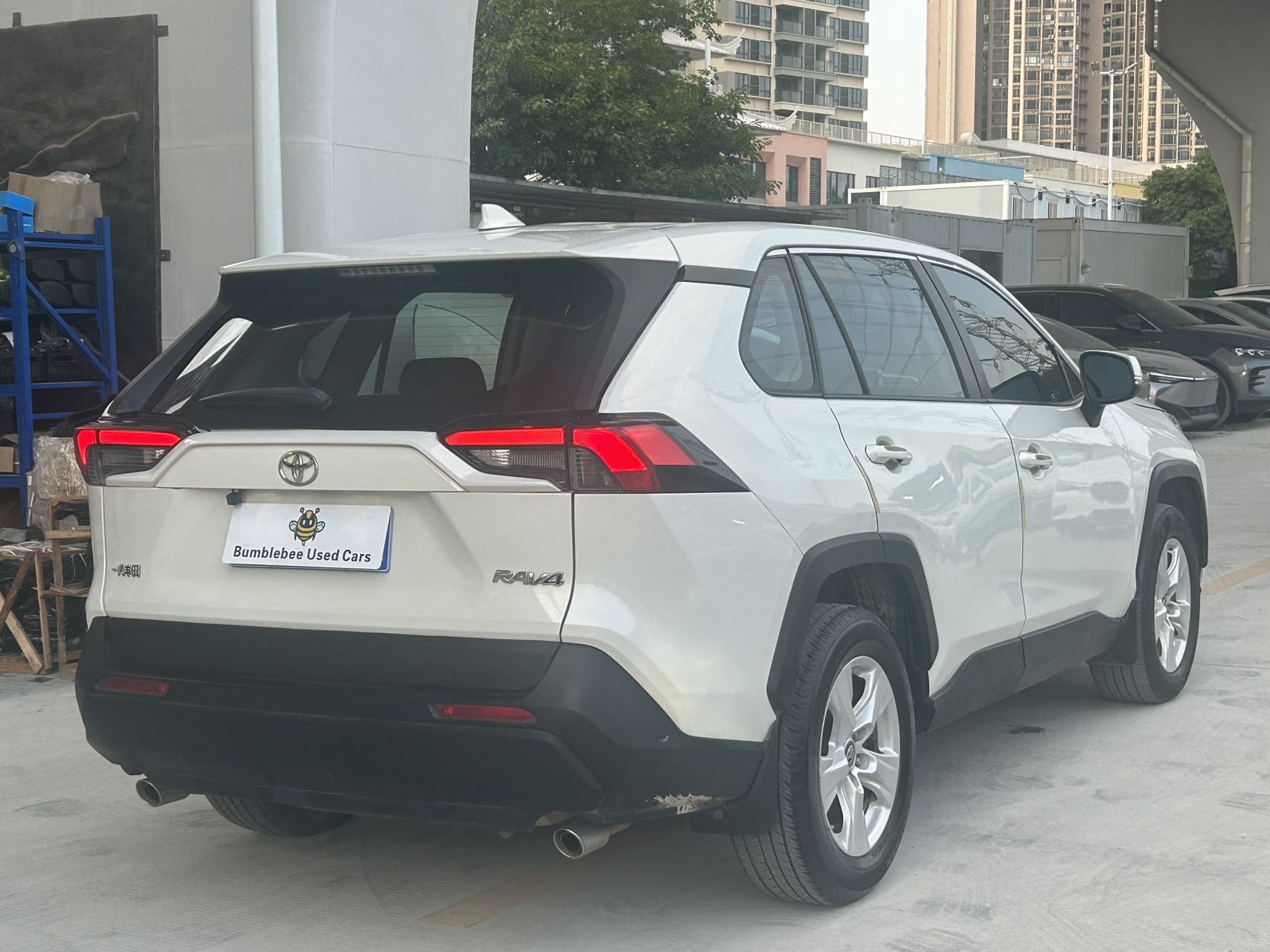 丰田 RAV4 2021 2.0L-自动-汽油 thumbnail 4
