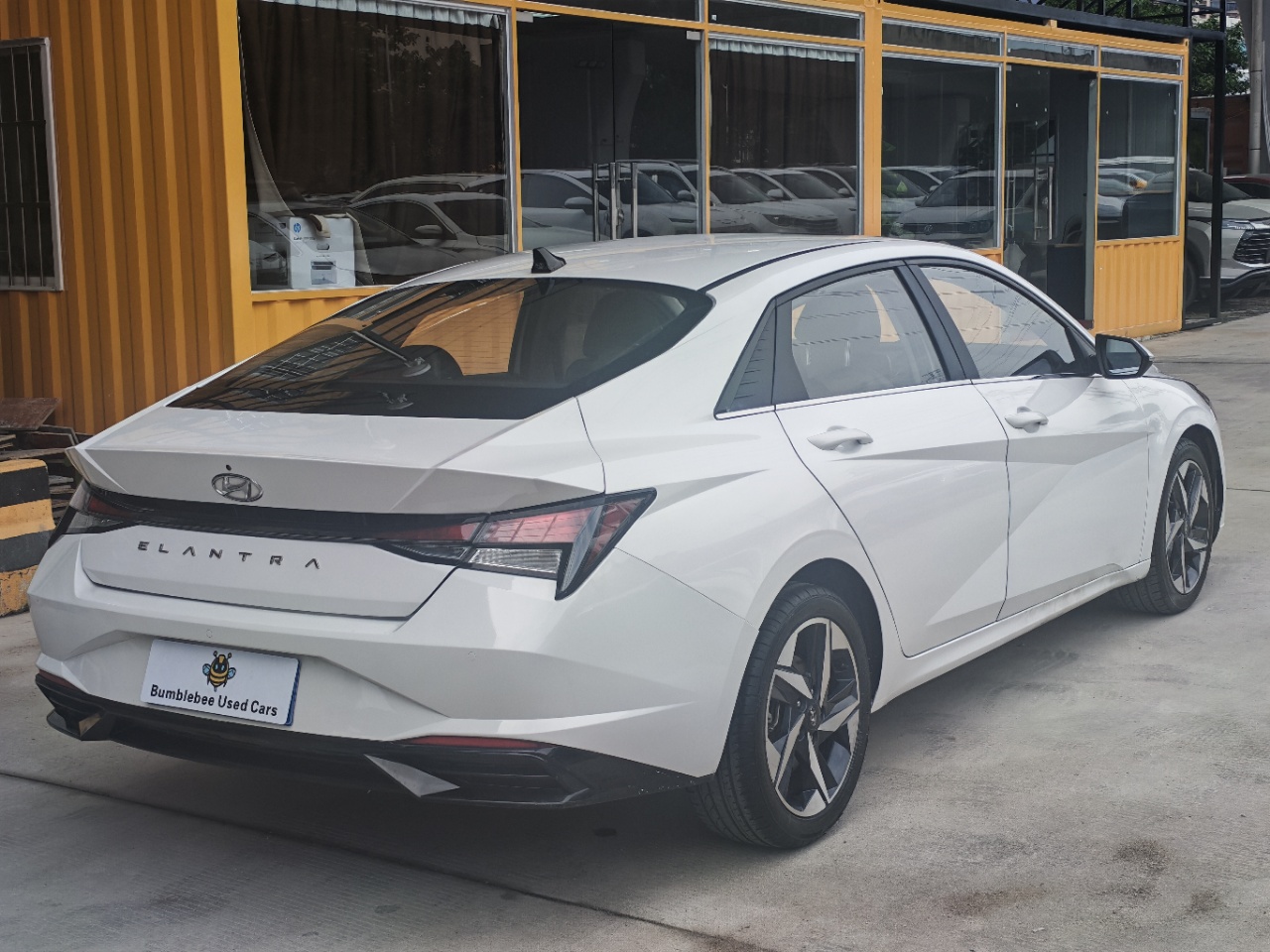 现代 Elantra 2022 1.5L-自动-汽油 thumbnail 7