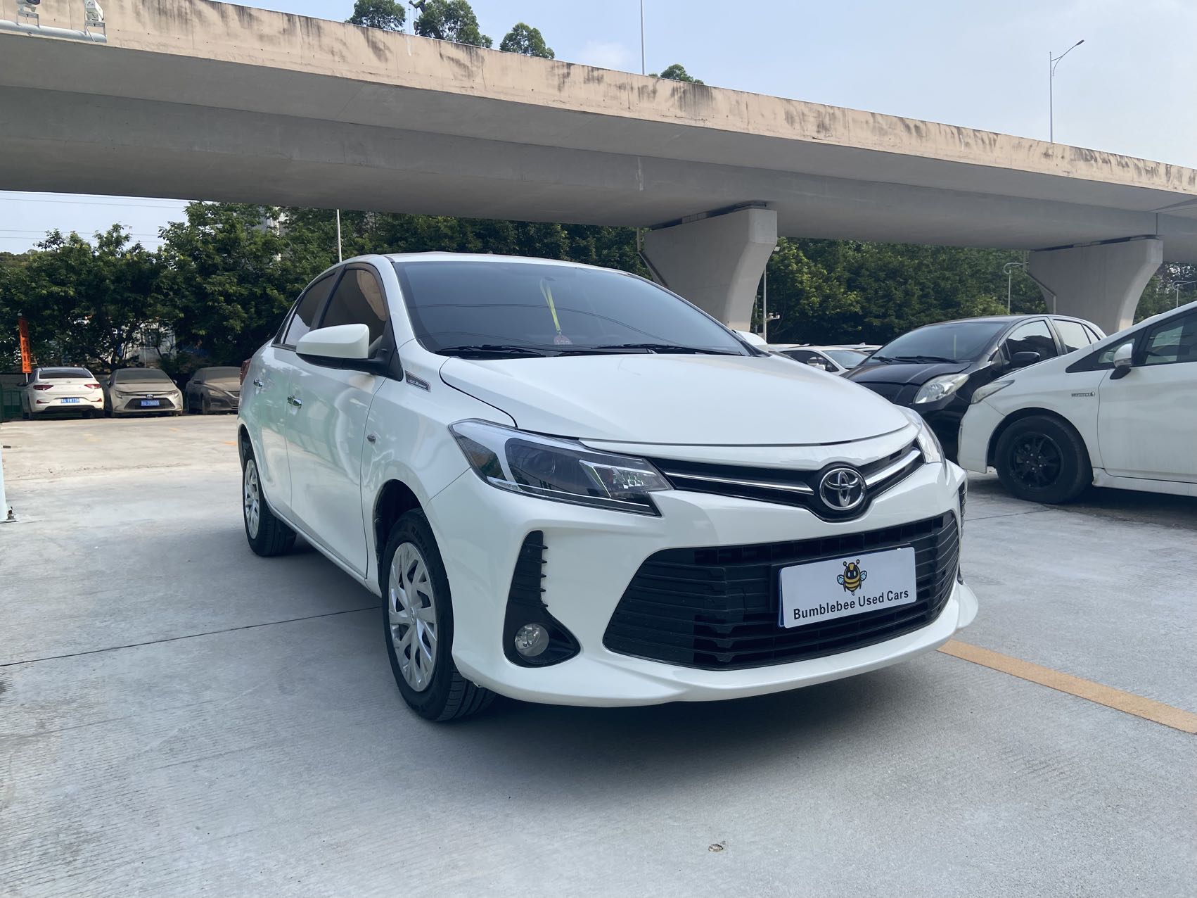 丰田 Vios 2022 1.5L-自动-汽油 thumbnail 3