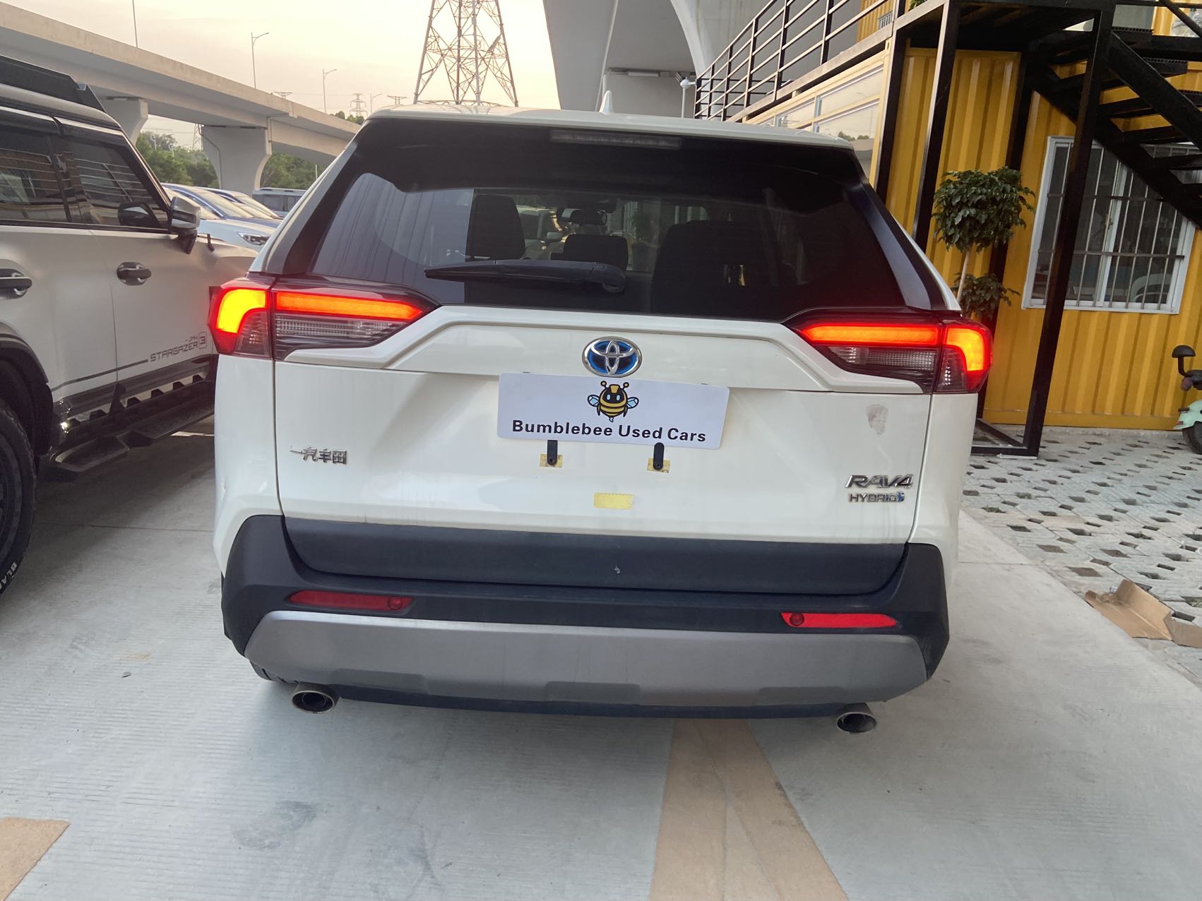 丰田 RAV4 2020 2.5L-自动-油电混合 thumbnail 5