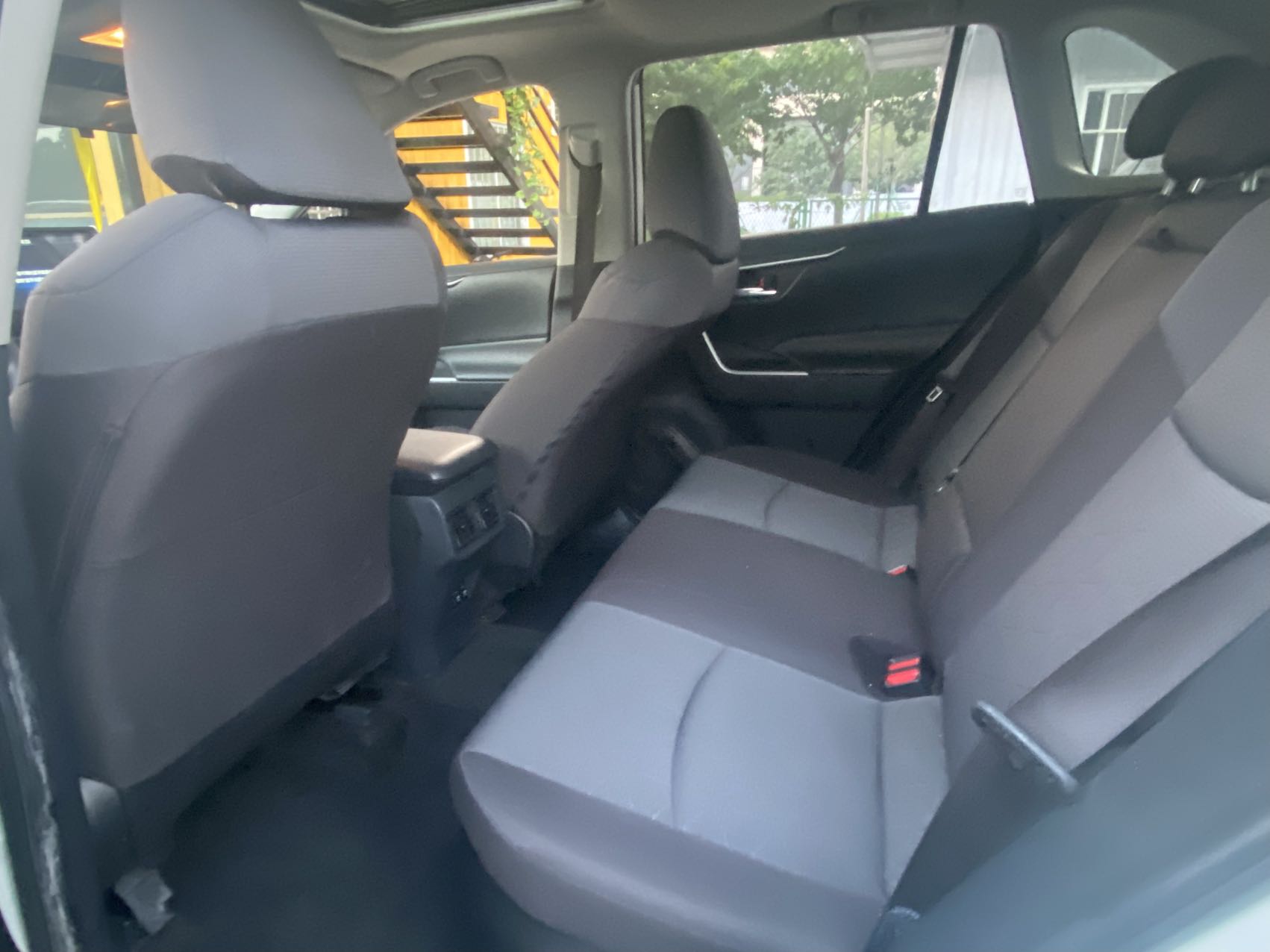 丰田 RAV4 2020 2.5L-自动-油电混合 thumbnail 8