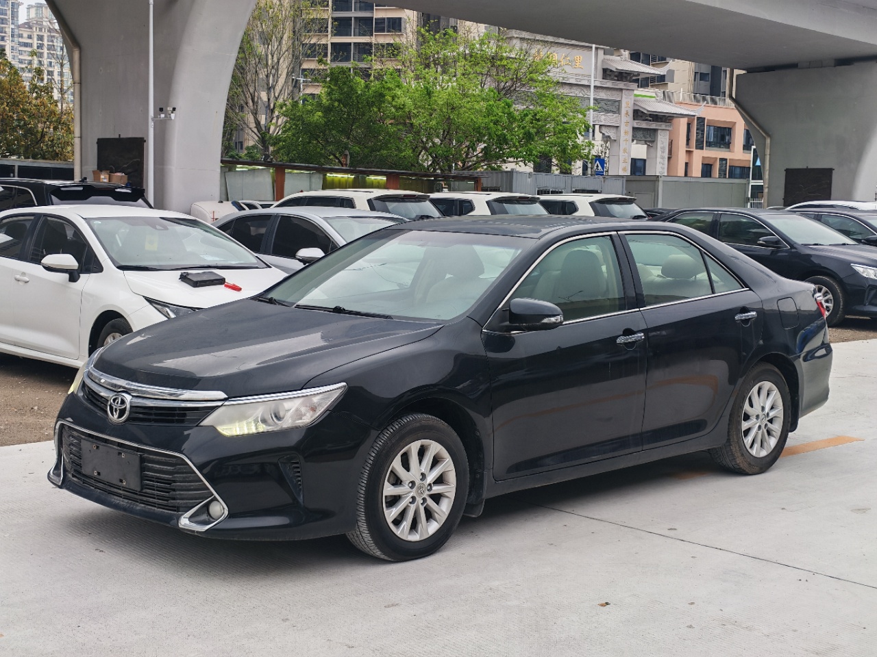 丰田 Camry 2016 2.0L-自动-汽油 - Image 1