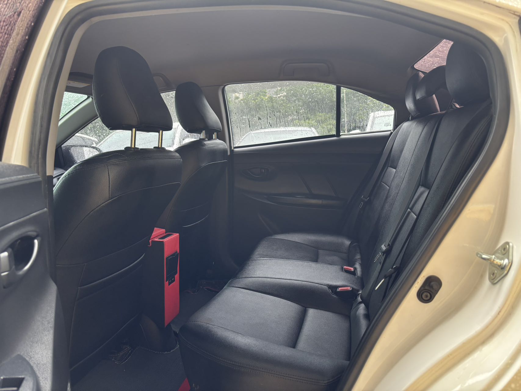 丰田 VIOS 2022 1.5L-自动-汽油 thumbnail 6