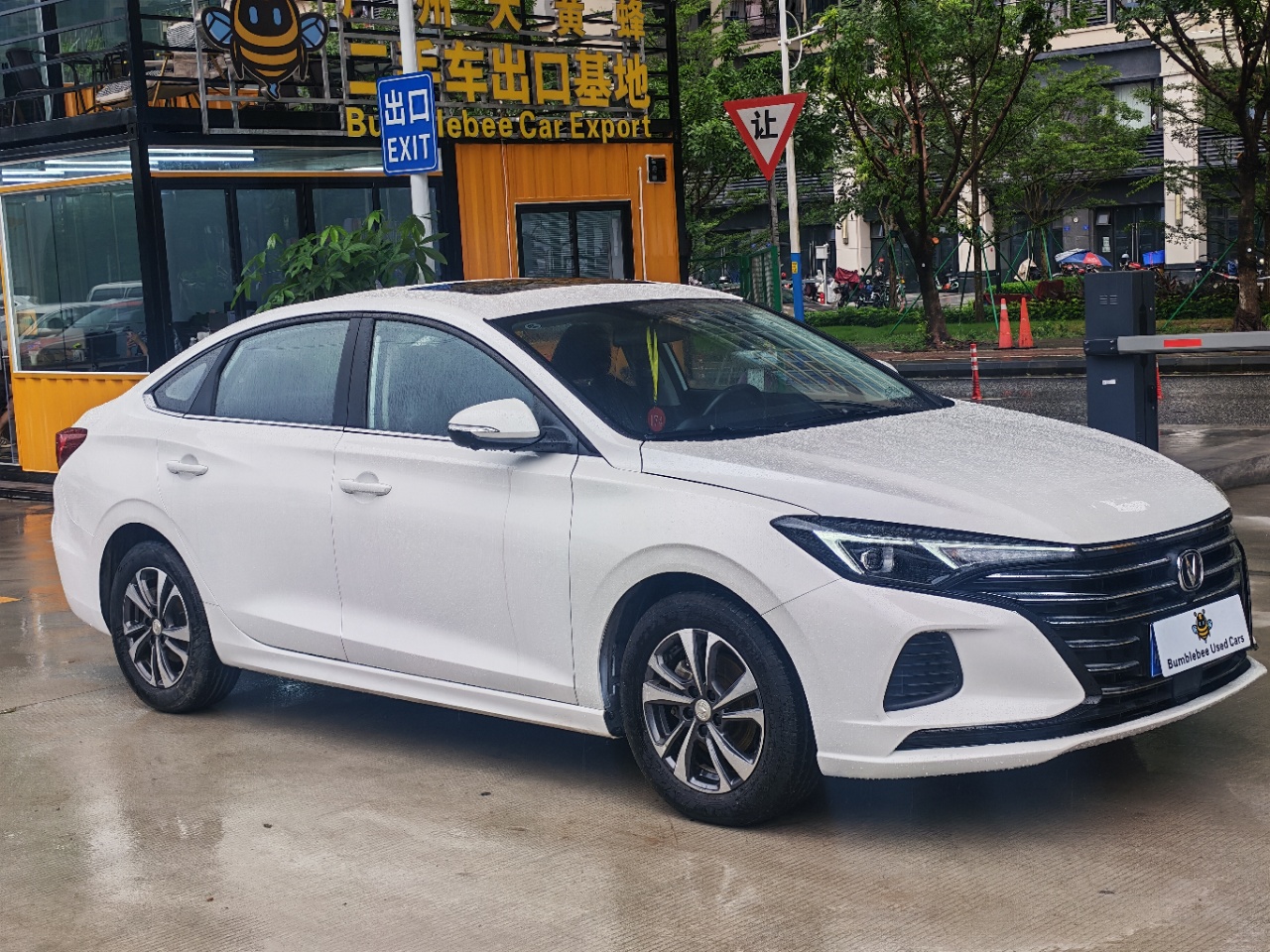 长安 Eado Plus 2023 1.6L-自动-汽油 thumbnail 3