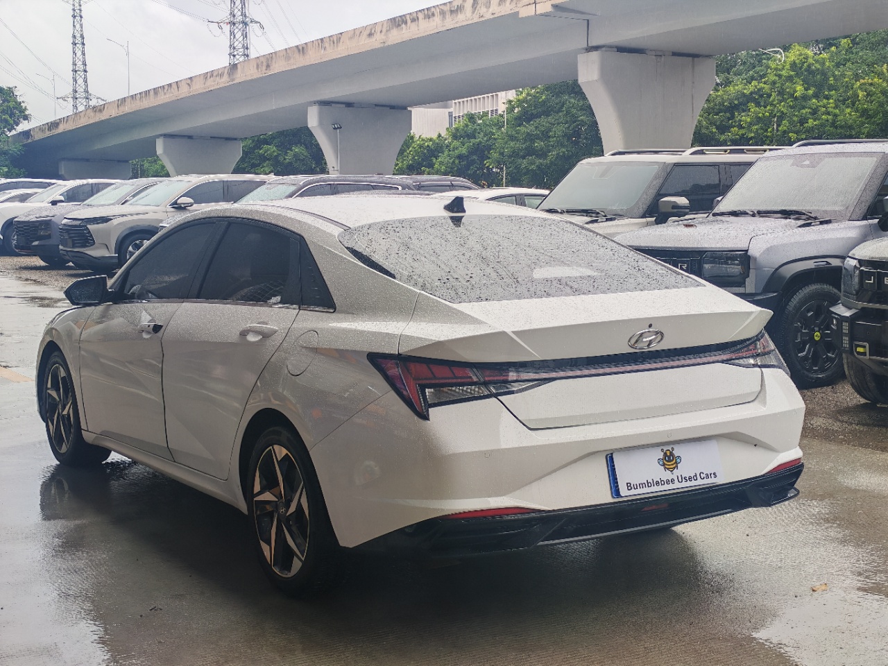 现代 Elantra 2022 1.5L-自动-汽油 thumbnail 9