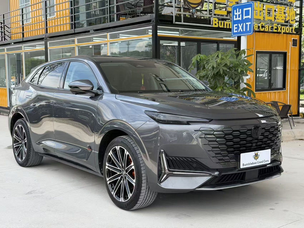 长安 Uni-K hybrid 2023 1.5T-自动-油电混合 thumbnail 2