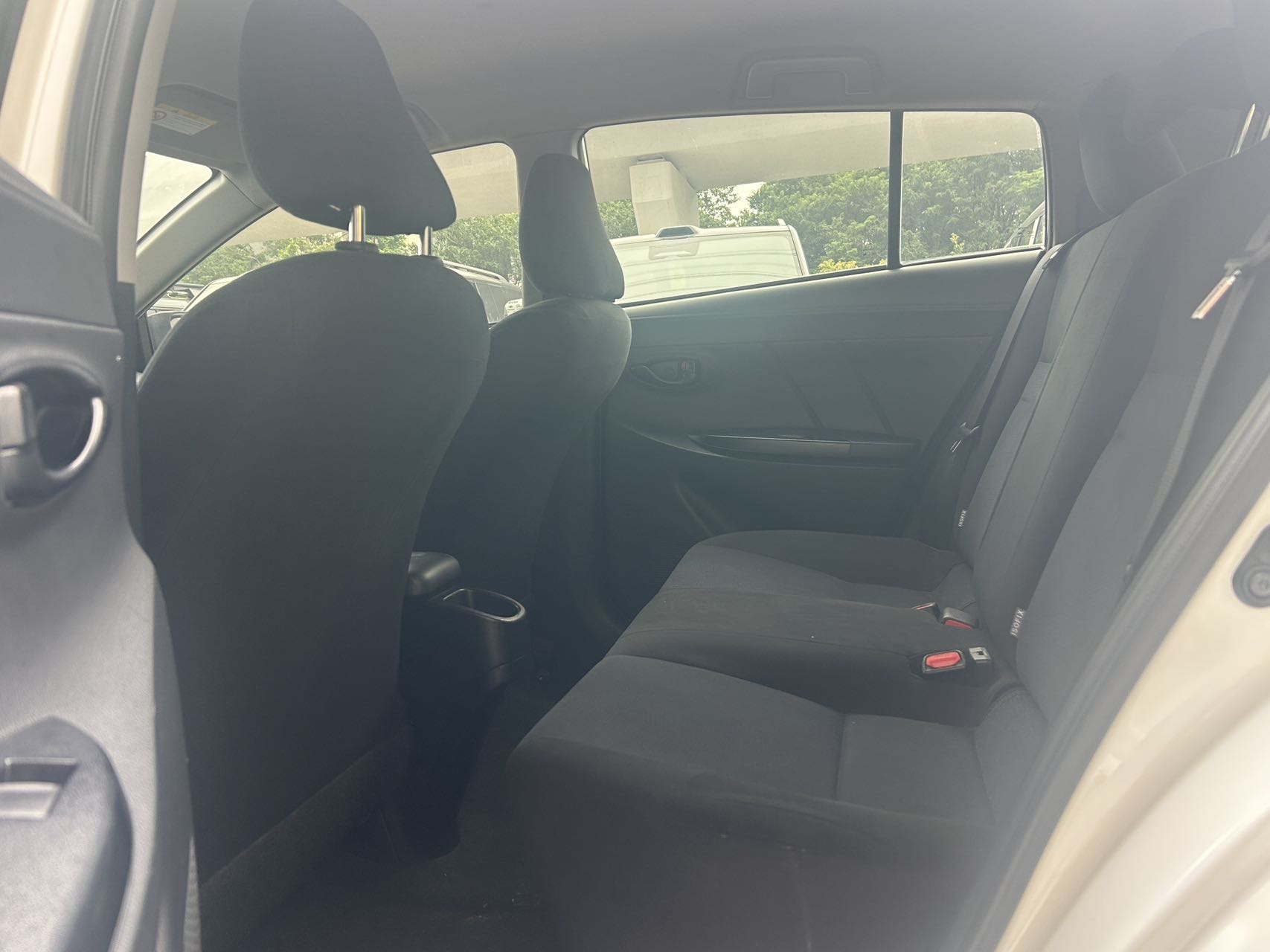 丰田 Yaris L 2018 1.5L-自动-汽油 thumbnail 8